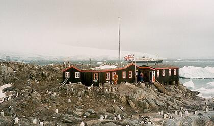 Hut