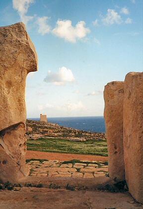 Mnajdra temple