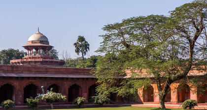 Taj Majhal
