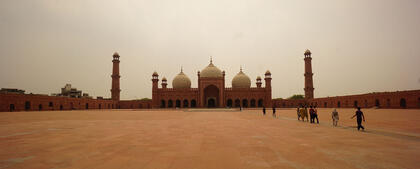 Badshahi mosque
