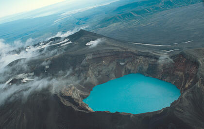 Maly Semyachik volcano